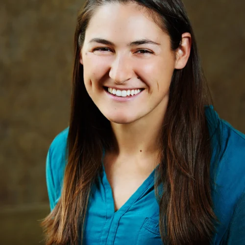Ginna Roach Headshot